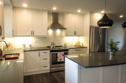 Modern & Clean High Quality kitchen renovation before we moved to Lethbridge