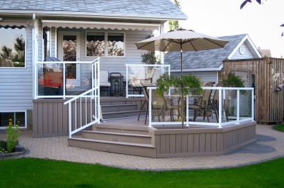 High quality, tiered deck.